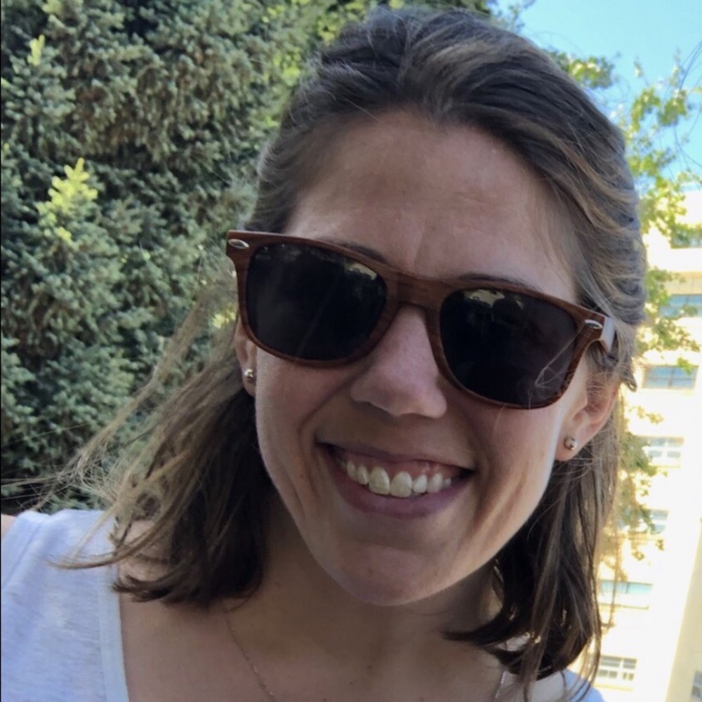 Meet your Posher, Laura